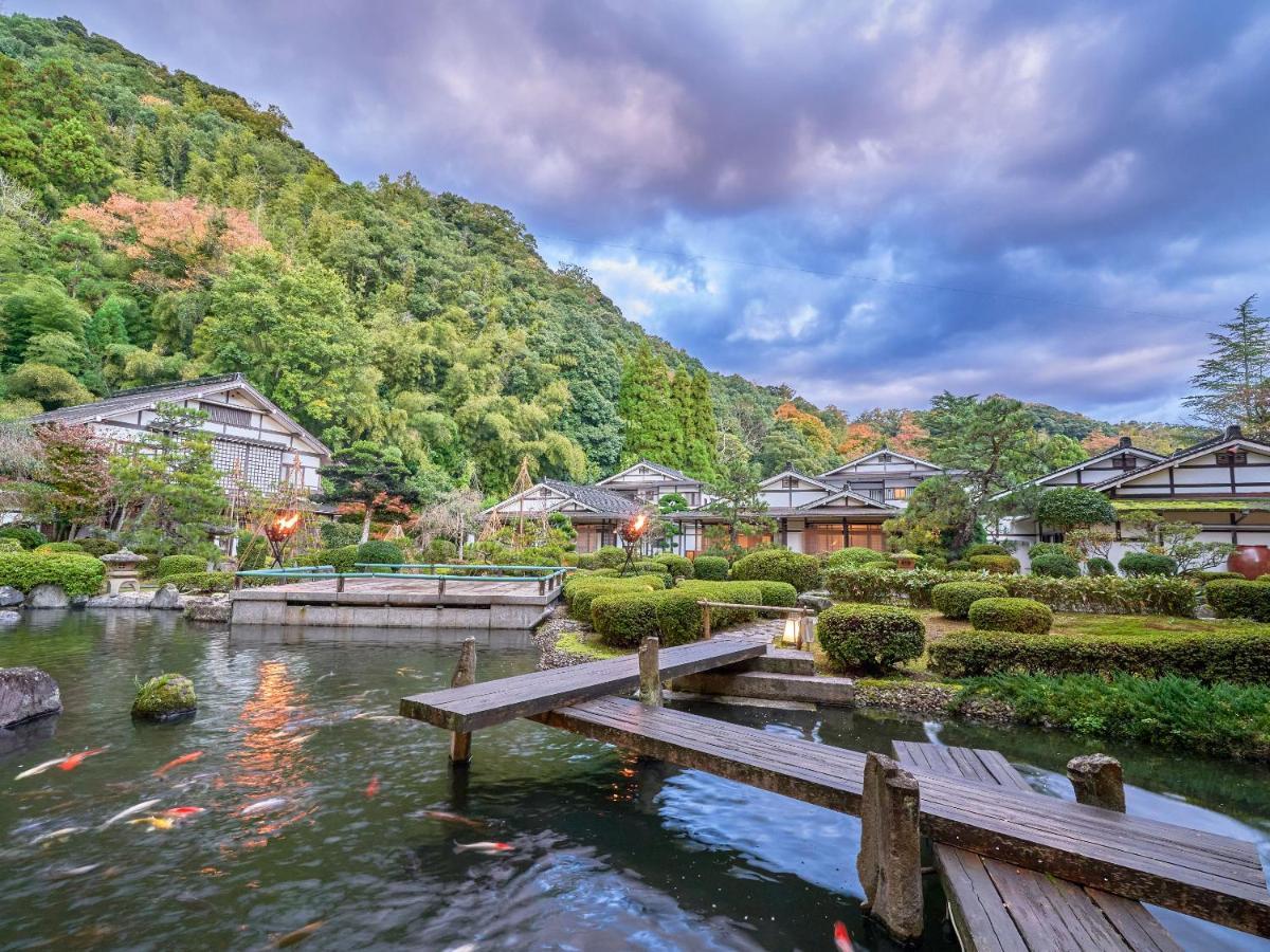 Ooedo Onsen Monogatari Premium Saiki Bekkan Misasa Ngoại thất bức ảnh