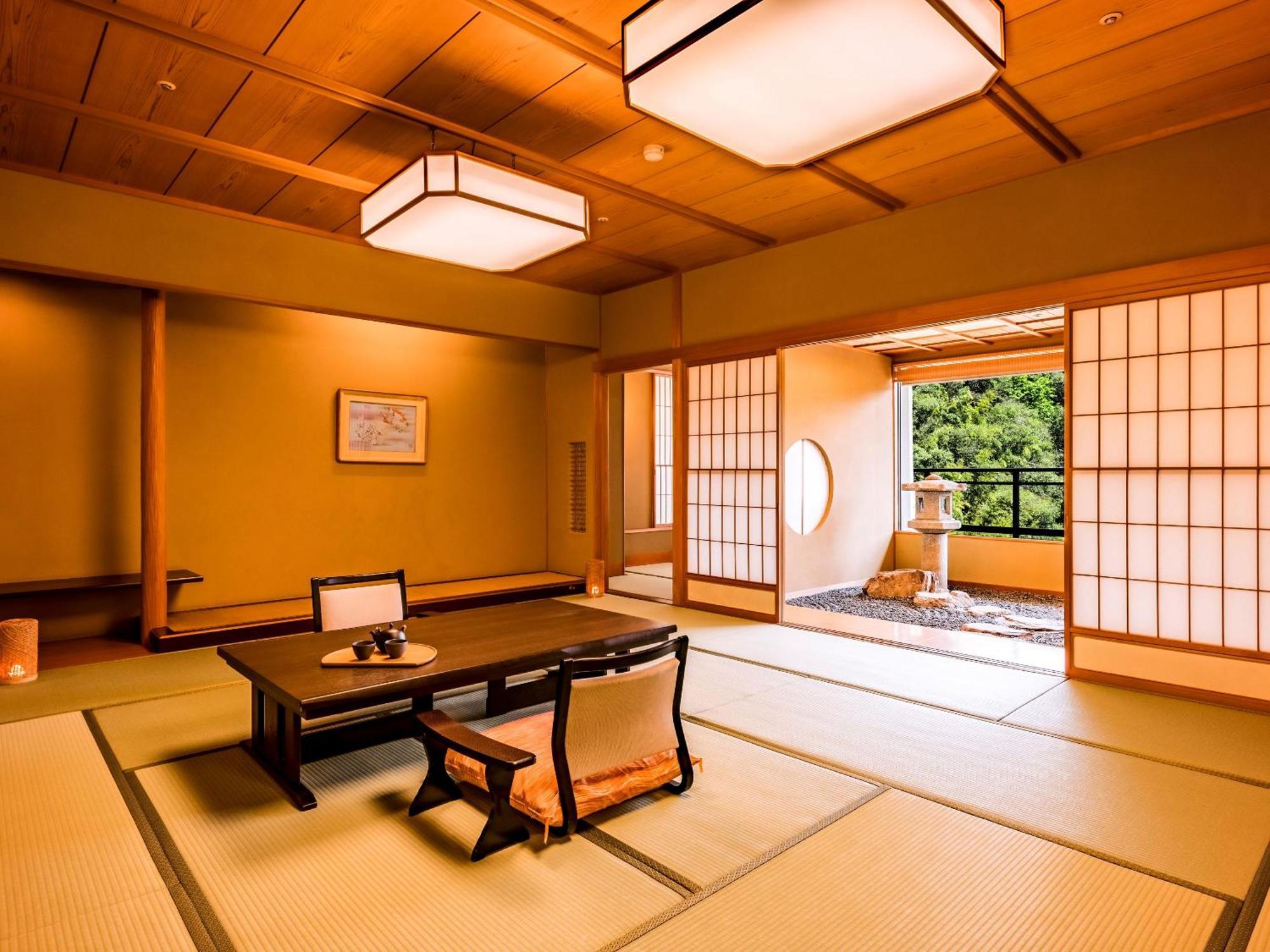 Ooedo Onsen Monogatari Premium Saiki Bekkan Misasa Ngoại thất bức ảnh