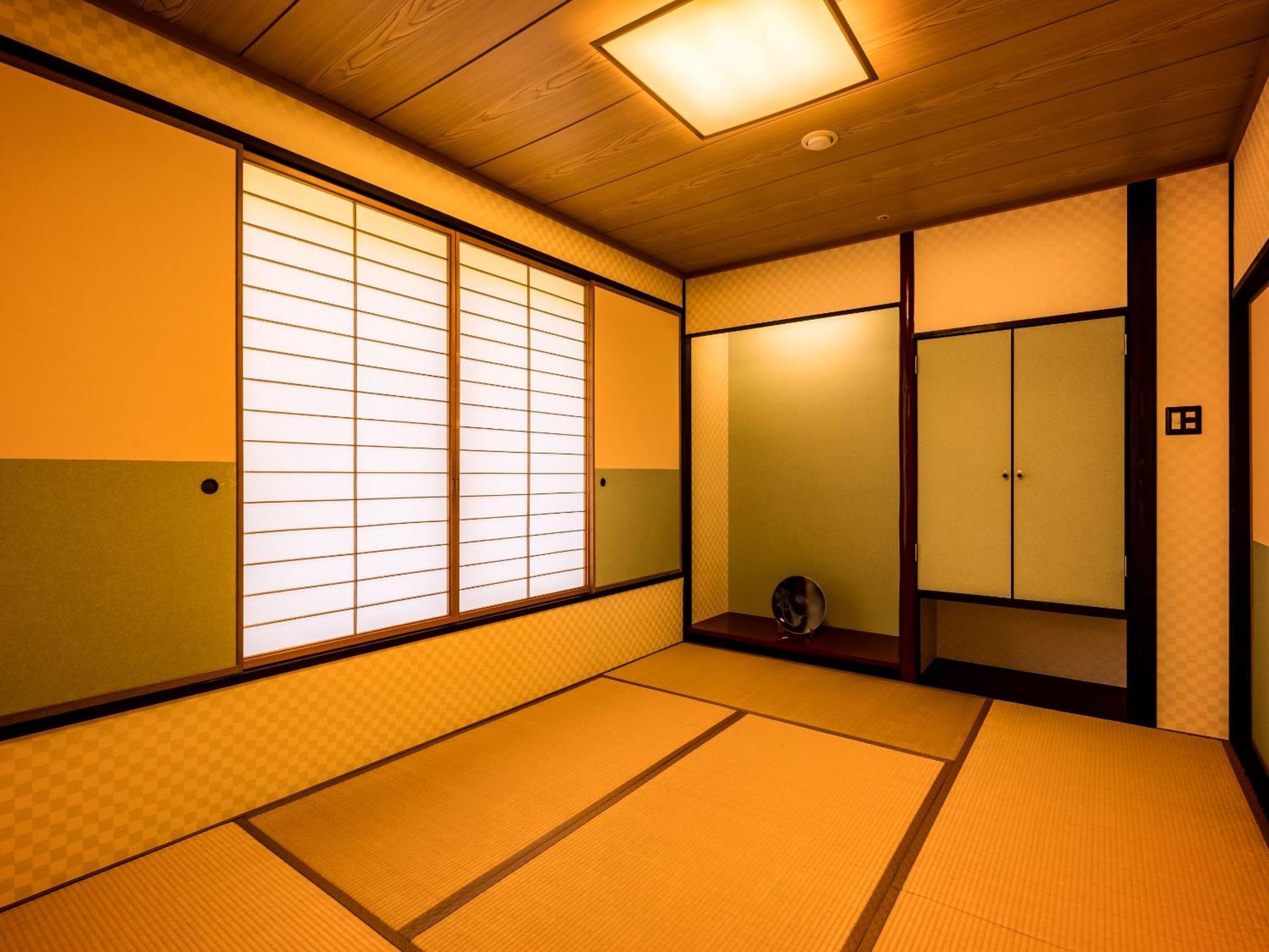 Ooedo Onsen Monogatari Premium Saiki Bekkan Misasa Phòng bức ảnh