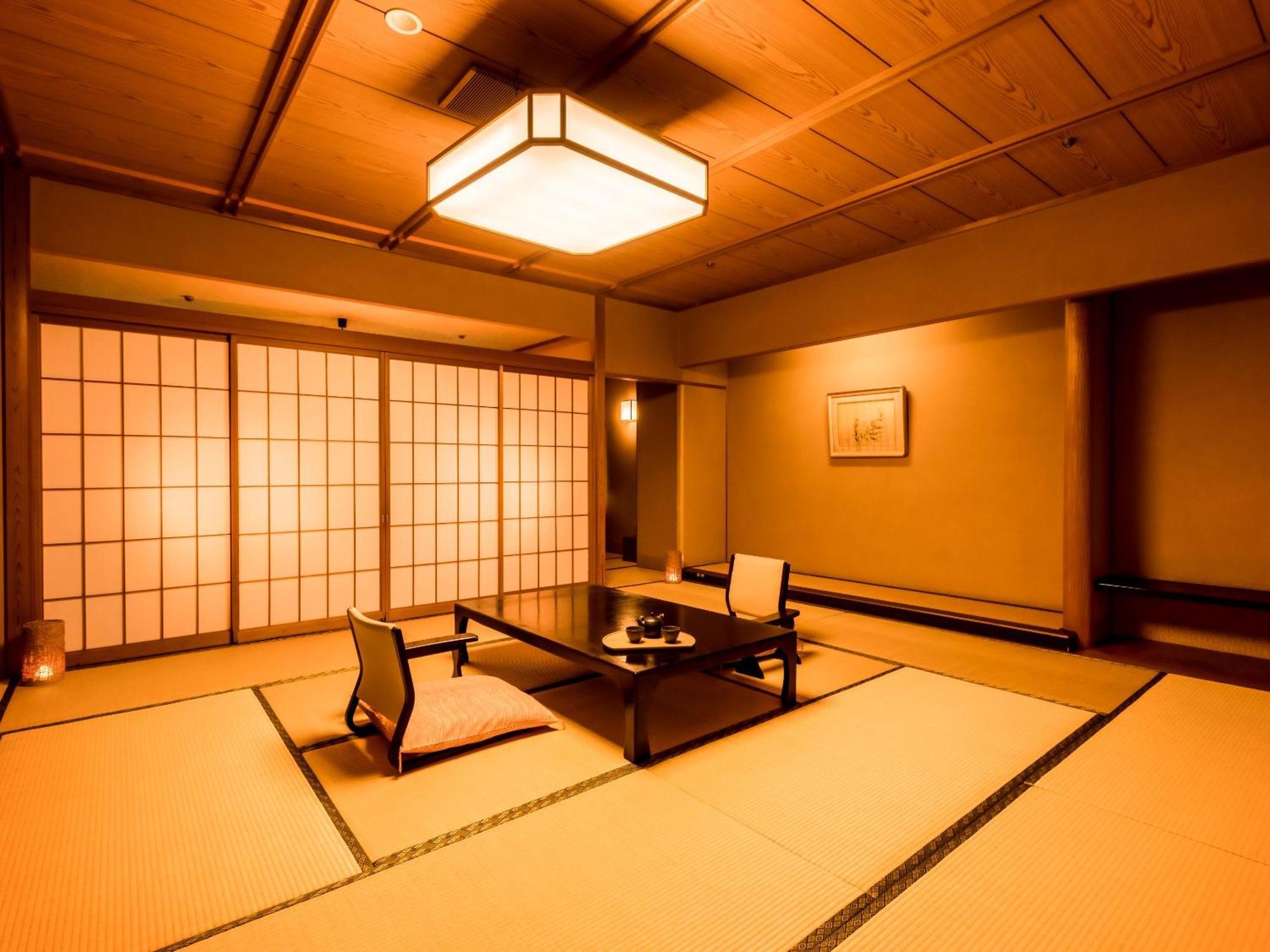 Ooedo Onsen Monogatari Premium Saiki Bekkan Misasa Phòng bức ảnh